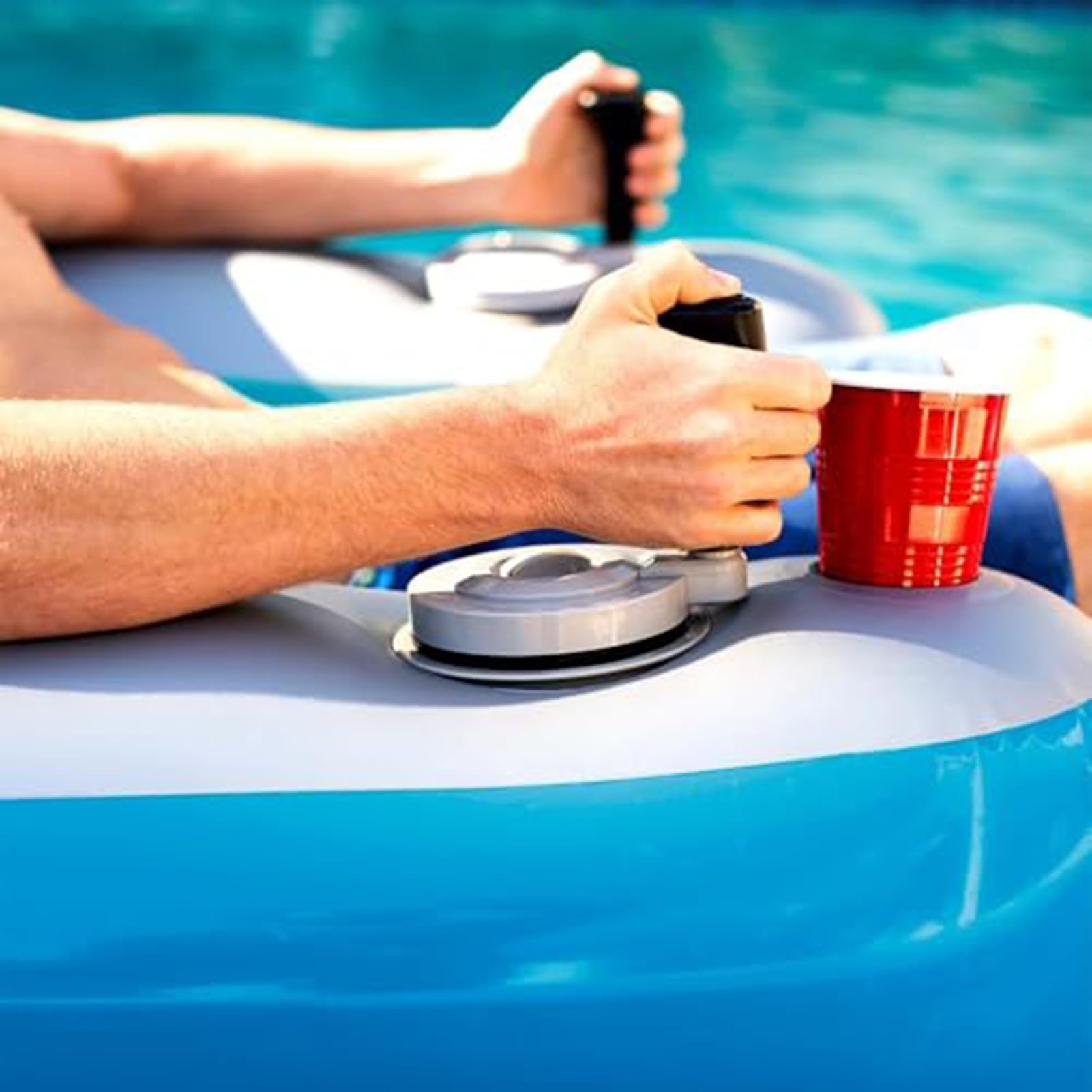 Lettino Gonfiabile Motorizzato, Sdraio Motorizzato per Piscina | Comodo e Portatile per l'estate, il Mare e Prendere il Sole Capacità 220lbs, Controllo a Un Pulsante