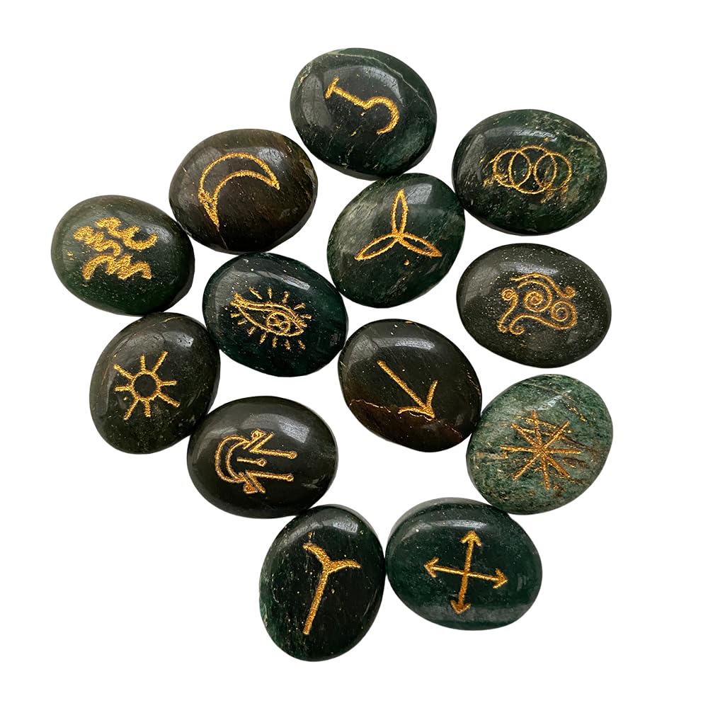 VIE Witches Rune Set with Pouch, Green Jade