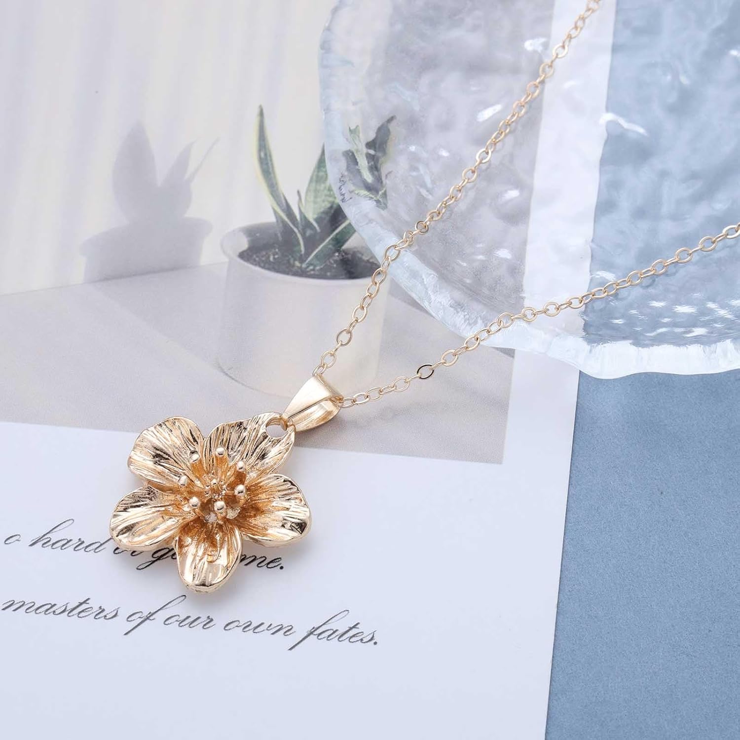 Gold Flower Necklace Chunky Flower Pendant Necklace Metal Floral Chain Necklaces Floral Statement Choker Necklaces Jewelry for Women - Image 3