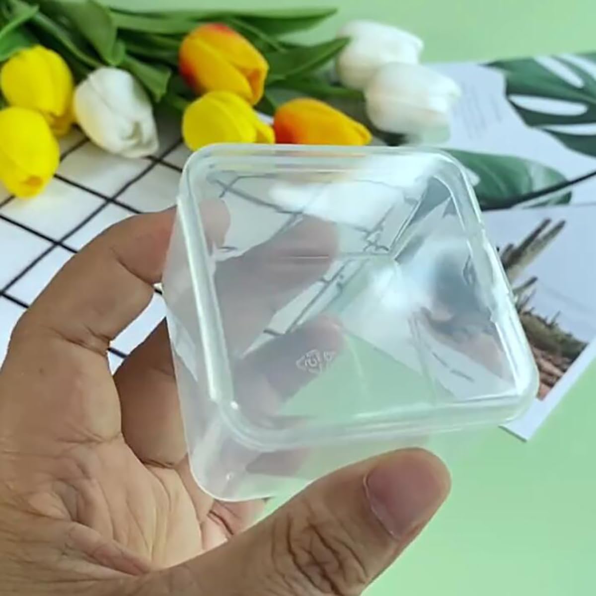 24 recipientes cuadrados vacíos de plástico transparente con tapas para objetos pequeños y otros proyectos de manualidades