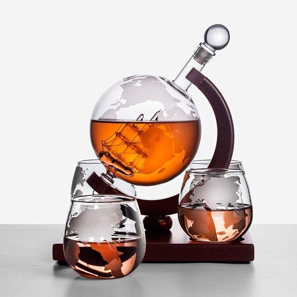 Stojak na butelki Stojak na wino Uchwyt na kieliszki do wina Karafka Globe Zestaw upominkowy 5 sztuk Szklanki Kamienie whisky Szklany korek Zestaw upominkowy z karafką z 4 szklanymi kubkami Globe Cr