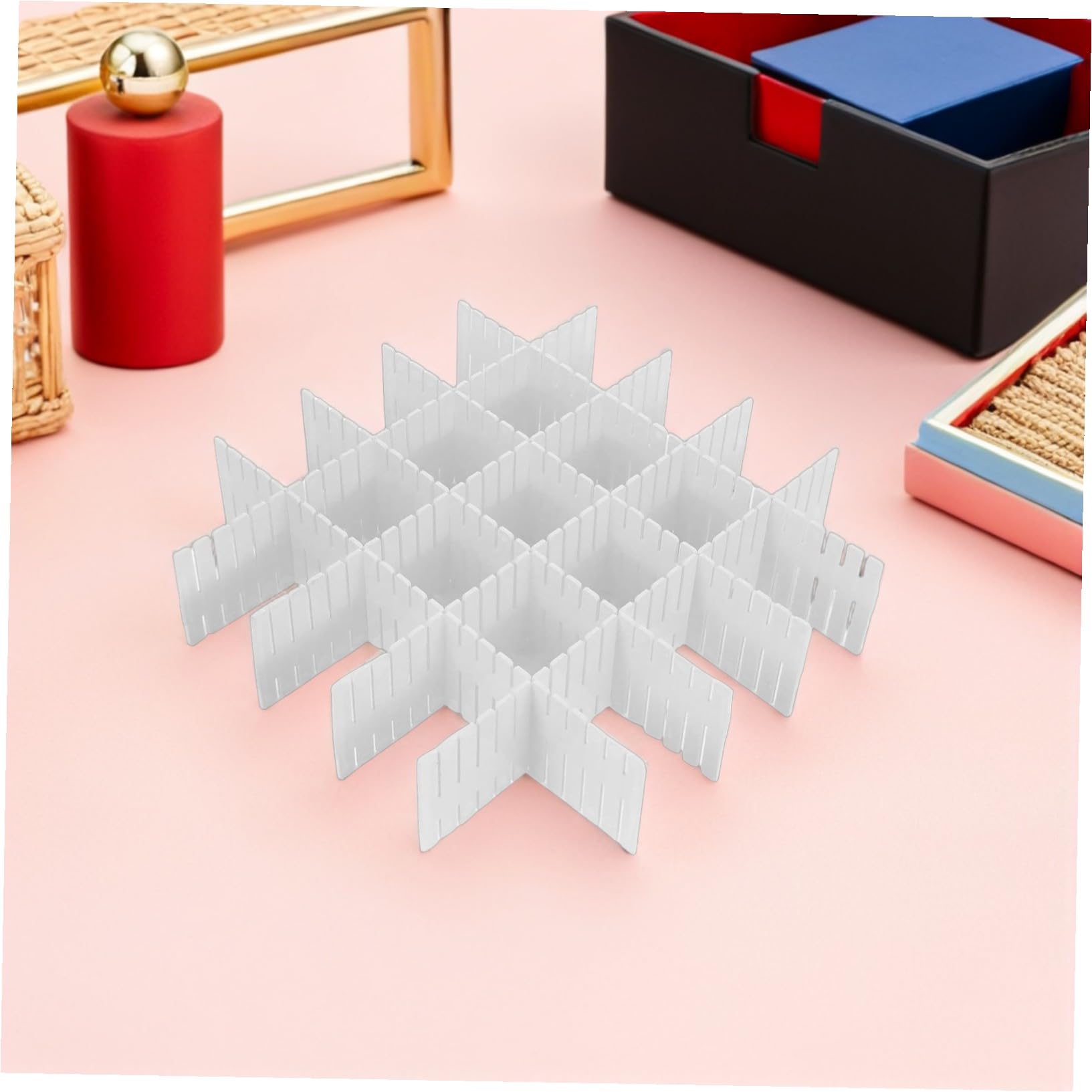 BESTYASH 16 Pezzi Divisori per Regolabili Organizer Griglia Ottimizzatori per Calze Biancheria Intima e Trucco Soluzione Flessibile per Cucina Camera da Letto e Ufficio