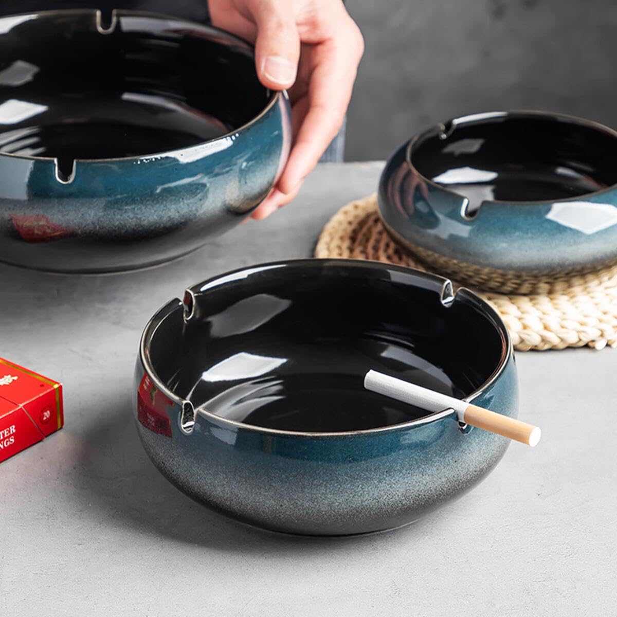 大幅値下げ】【非売品】Amari 黒 陶器製 大きめ灰皿 大幅値下げ