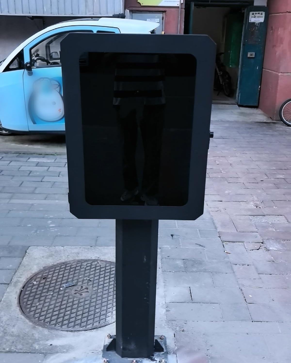 Obudowa Ładowarki EV Odporna na Warunki Atmosferyczne, Zewnętrzna, Z Zamkiem, Statyw do Ładowarki EV Tesla do Garażu, Uchwyt na Przewód Ładowania(H-70cm/27.6in)