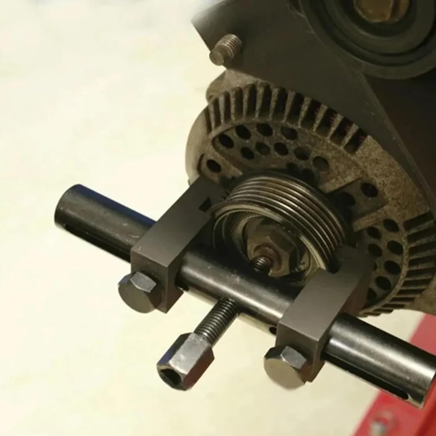 Crankshaft Pulley Removal Tool Adjustable 2-Jaw Non-slip Crank Pulley Removal Tool with 10mm Hex Wrench Scratch-proof Fixable Puller for Car, Machine Puller