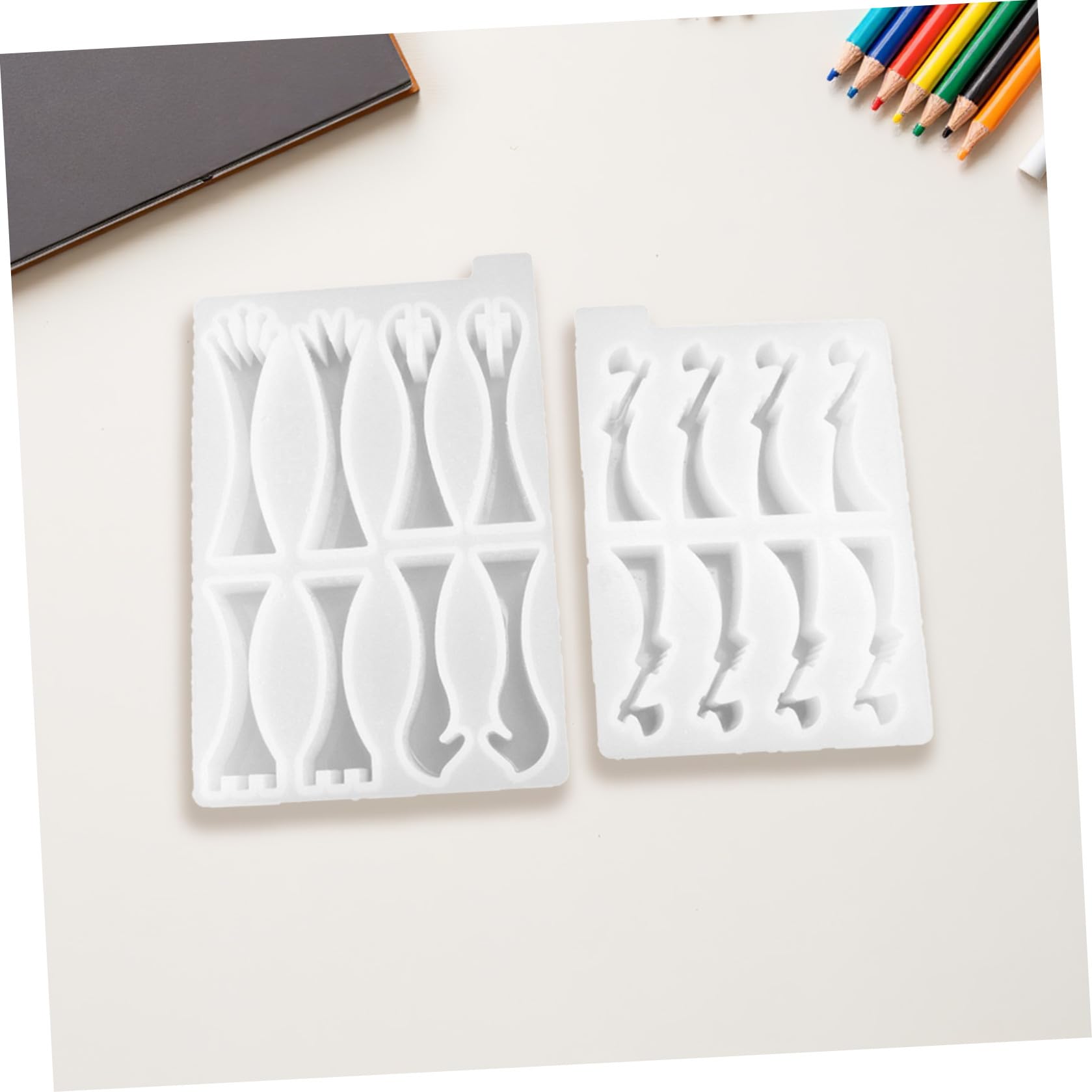 Healvian 2 Piezas Molde de Silicona para Piezas de Ajedrez DIY Fácil Desmoldeo y Flexible, Bandeja de Color Claro para Fundición de Resina Epoxi para Manualidades Infantiles