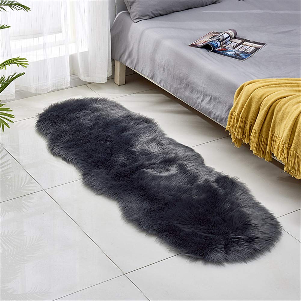 Shaggy Faux Lammfell Schaffell Teppich Kunstfell in Super weich Schaffell Lammfellimitat Teppiche Longhair Fell,für Wohnzimmer Schlafzimmer Kinderzimmer Auto Bettvorleger Sofa Matte ,Grau,60*140cm