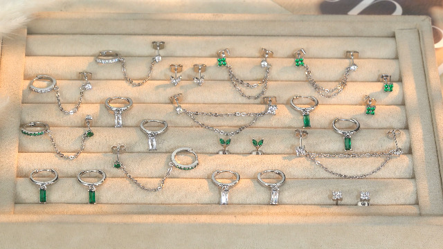 Set 3 Paia Orecchini Donna Acciaio Chirurgico 316L – Oro 14K E Argento – Anallergici Con Zirconi – Cerchio, Catena, Bottone