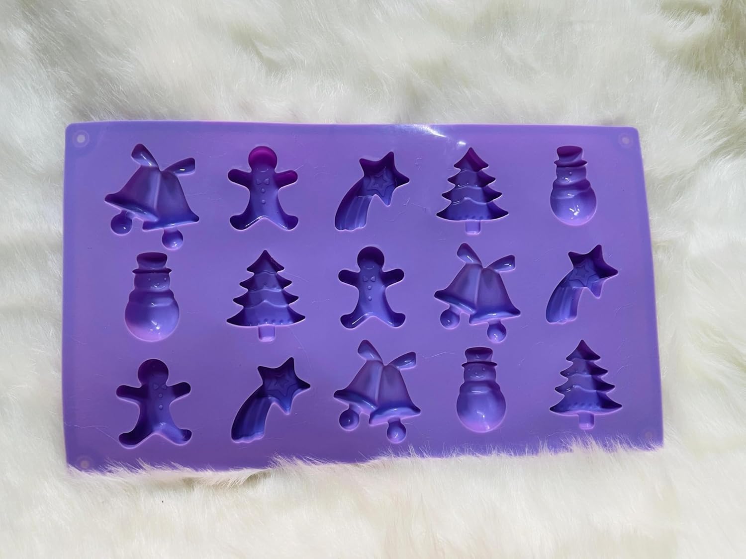 VAALYA TOYS Christmas Chocolate Mould, Candy Baking, 3D Snowman, Xmas Tree, Gingerbread Man, Shooting Star, Bell Shape Mold for DIY Handmade Soap Candles Jelly Fondant (Multicolor) 2