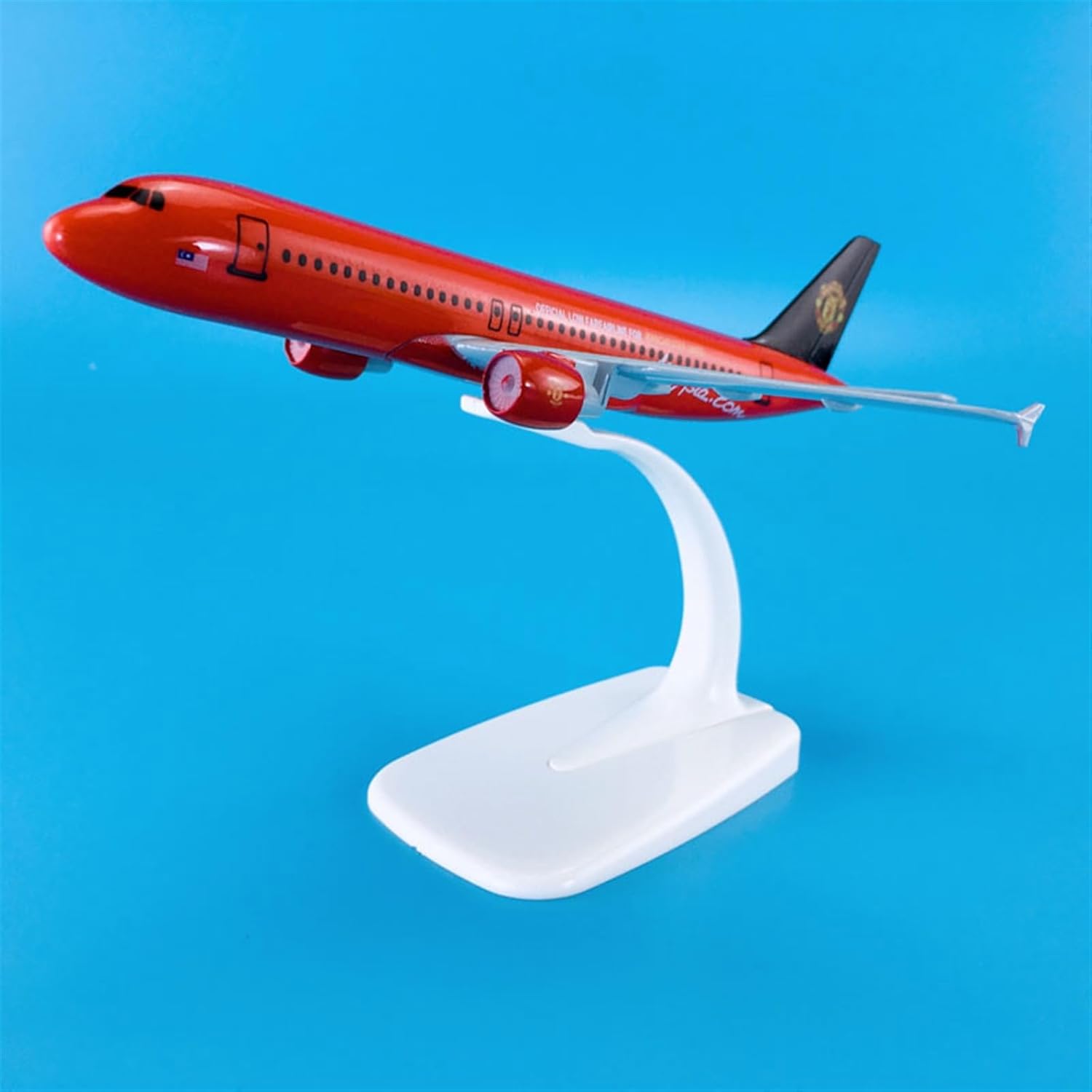 Miniature Scale 1 235 16cm ABS Metal Airplane Model Aircrafts Static Airbus A320-200 for Die Casting Plane Flying Toy Game Kits