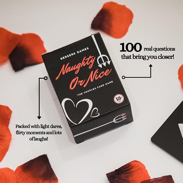 Foto 6 de 8 de Naughty or Nice - Juego de 100 cartas para parejas con 4 niveles