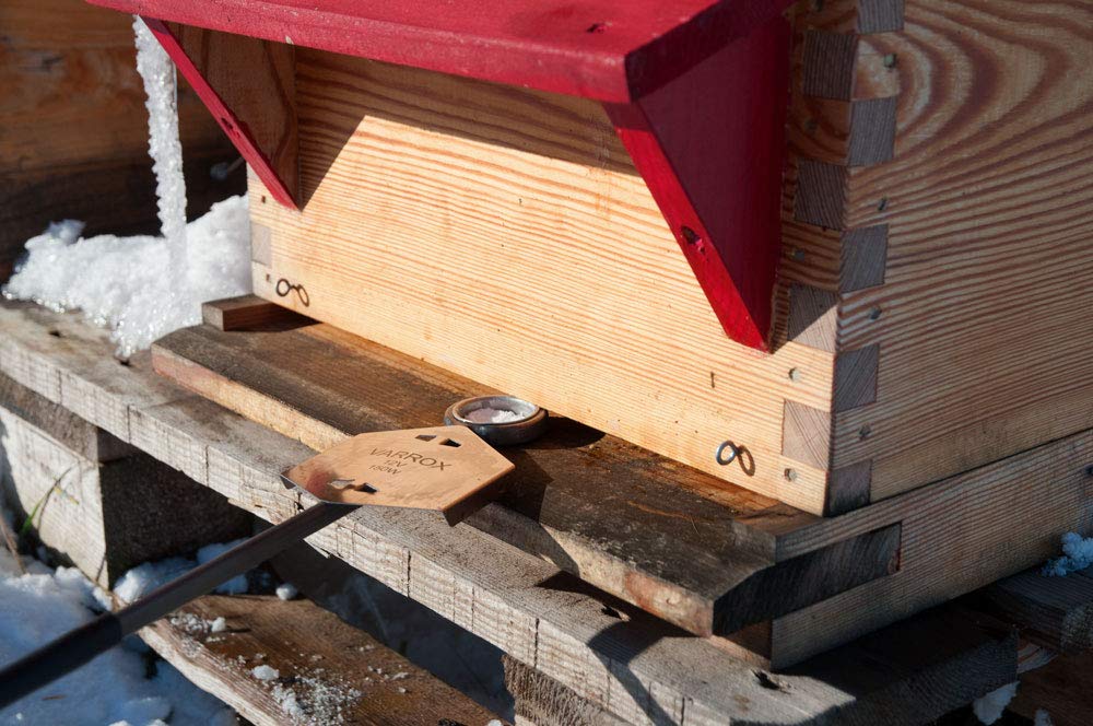Varrox Verdampfer zur Behandlung von Bienenvölkern gegen Varroamilen