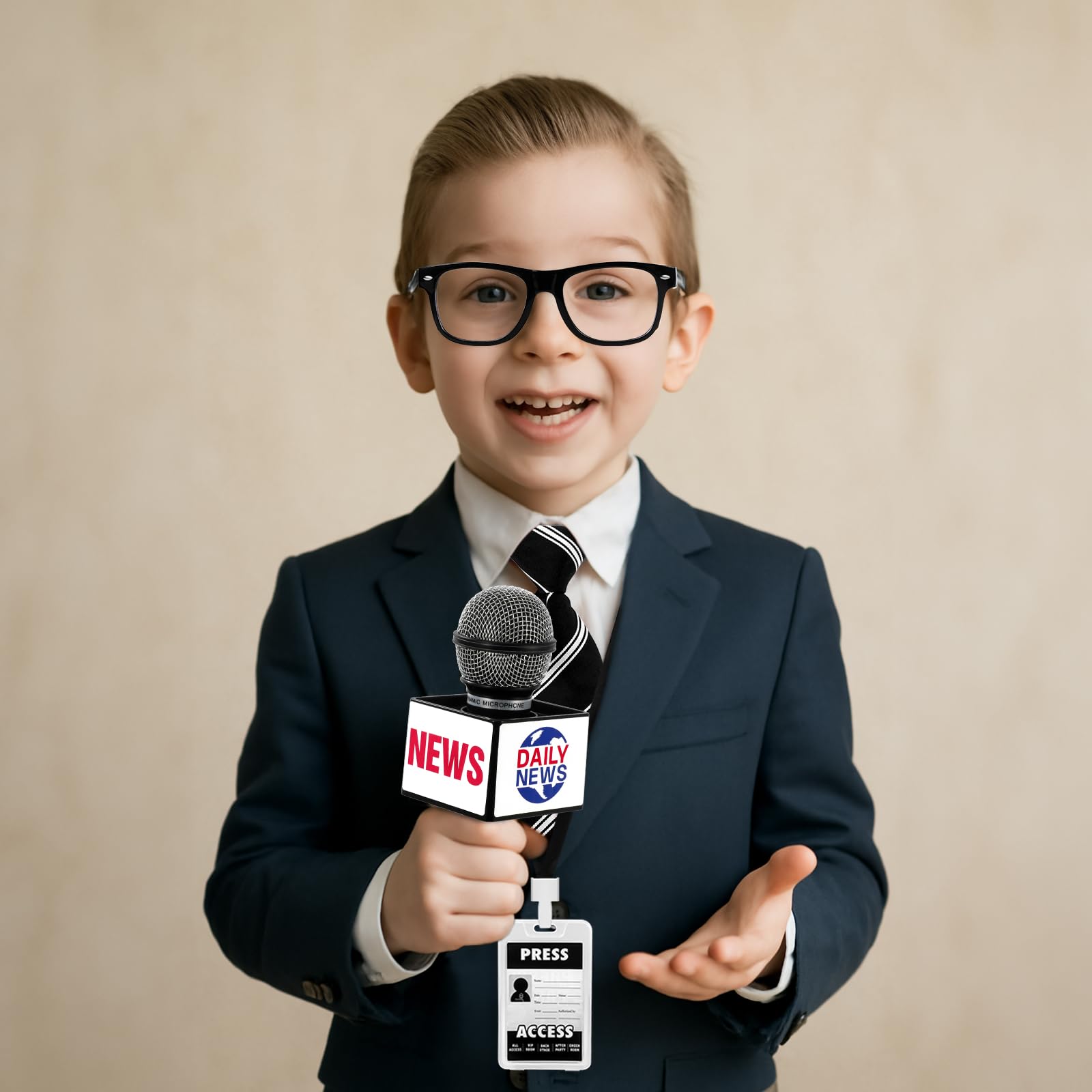 Zestaw rekwizytów do kostiumu reportera dla dzieci, akcesoria dziennikarskie z rekwizytem mikrofonowym, przepustką prasową, wstępnie zawiązanym krawatem, czarnymi sztucznymi okularami na
