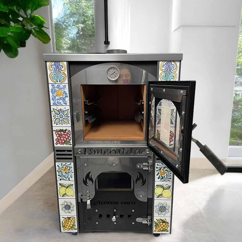Stufa a Legna Termo ventilata con Forno - Esmeralda Maioliche di Caltagirone - Potenza Riscaldamento 25 Kw, Stufa A Legna Economica in Acciaio Verniciato Antracite, Forno in Mattoni Refrattari