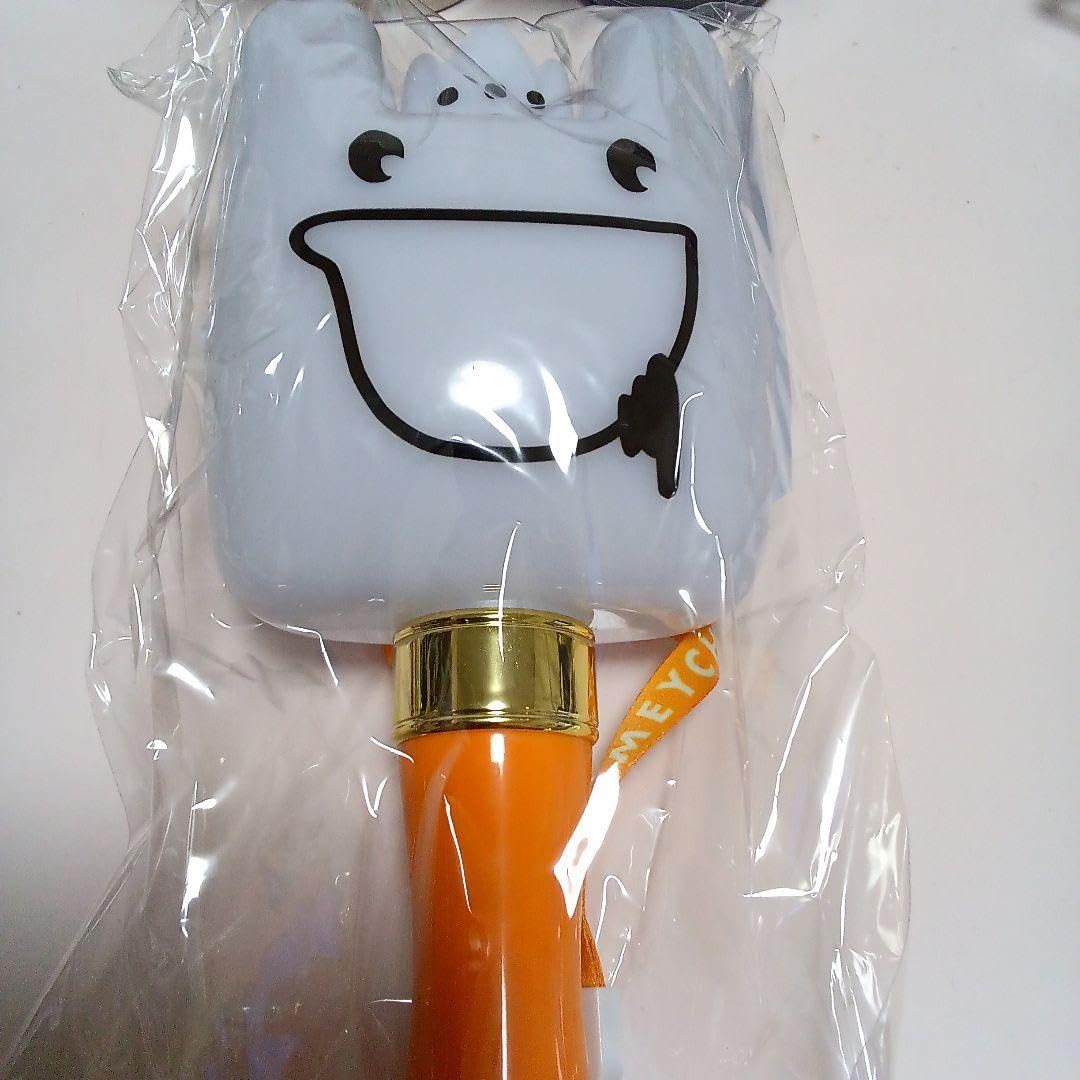 めいちゃん 歌い手 グッズ ペンライト めいたま アクキー Amazon.co.jp: めいちゃん めいたま ペンライト : おもちゃ