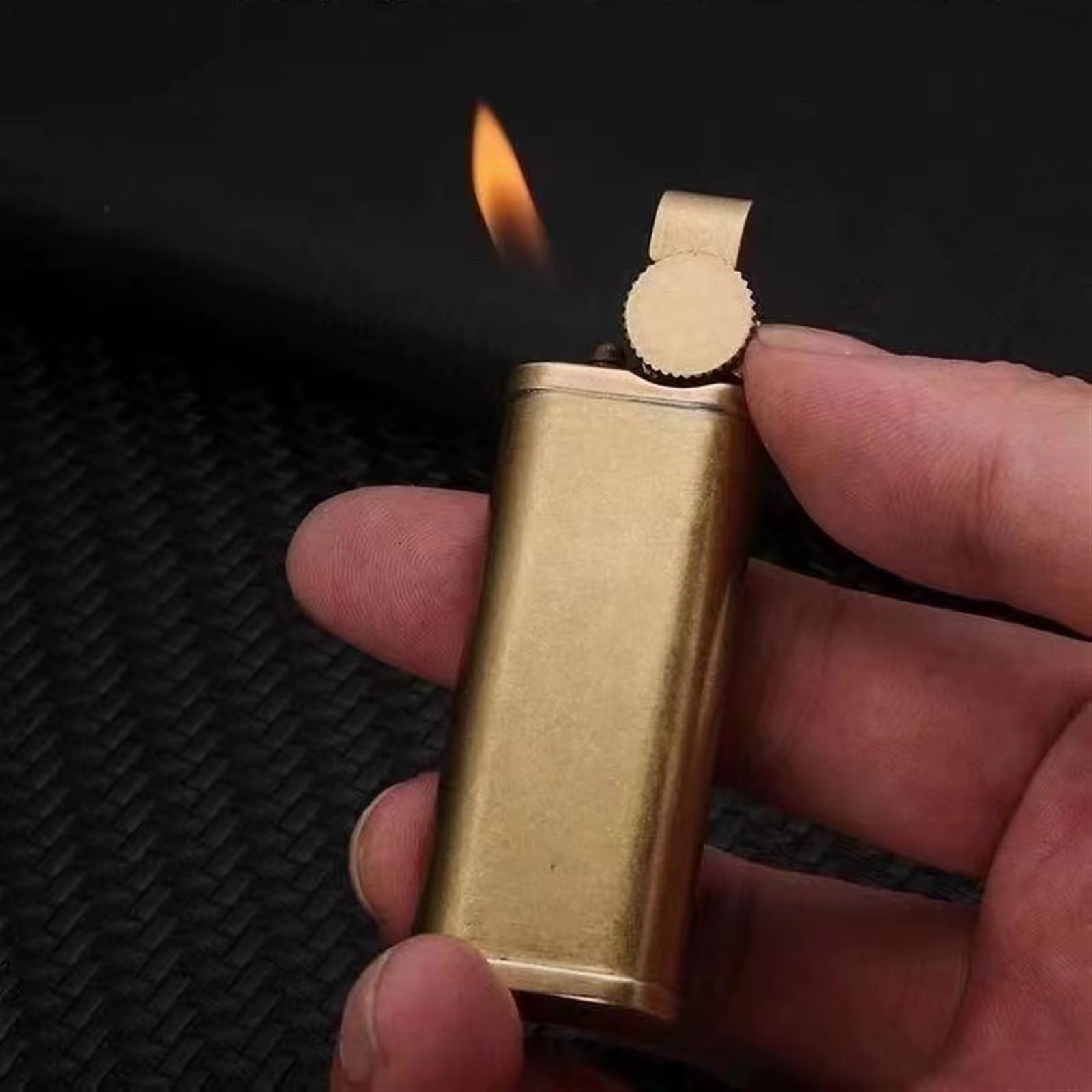 Amazon.co.jp: インフレータブル真鍮ガスライターレトロ砥石点火防風