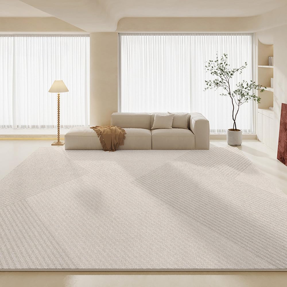 Tapis de table basse de vestiaire beige pour créer une entrée accueillante