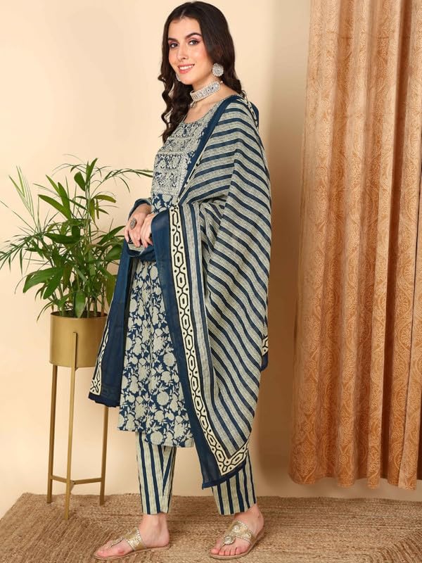 Image of Vaamsi Women's Rayon Blend Floral Printed Straight Kurta Pant With Dupatta