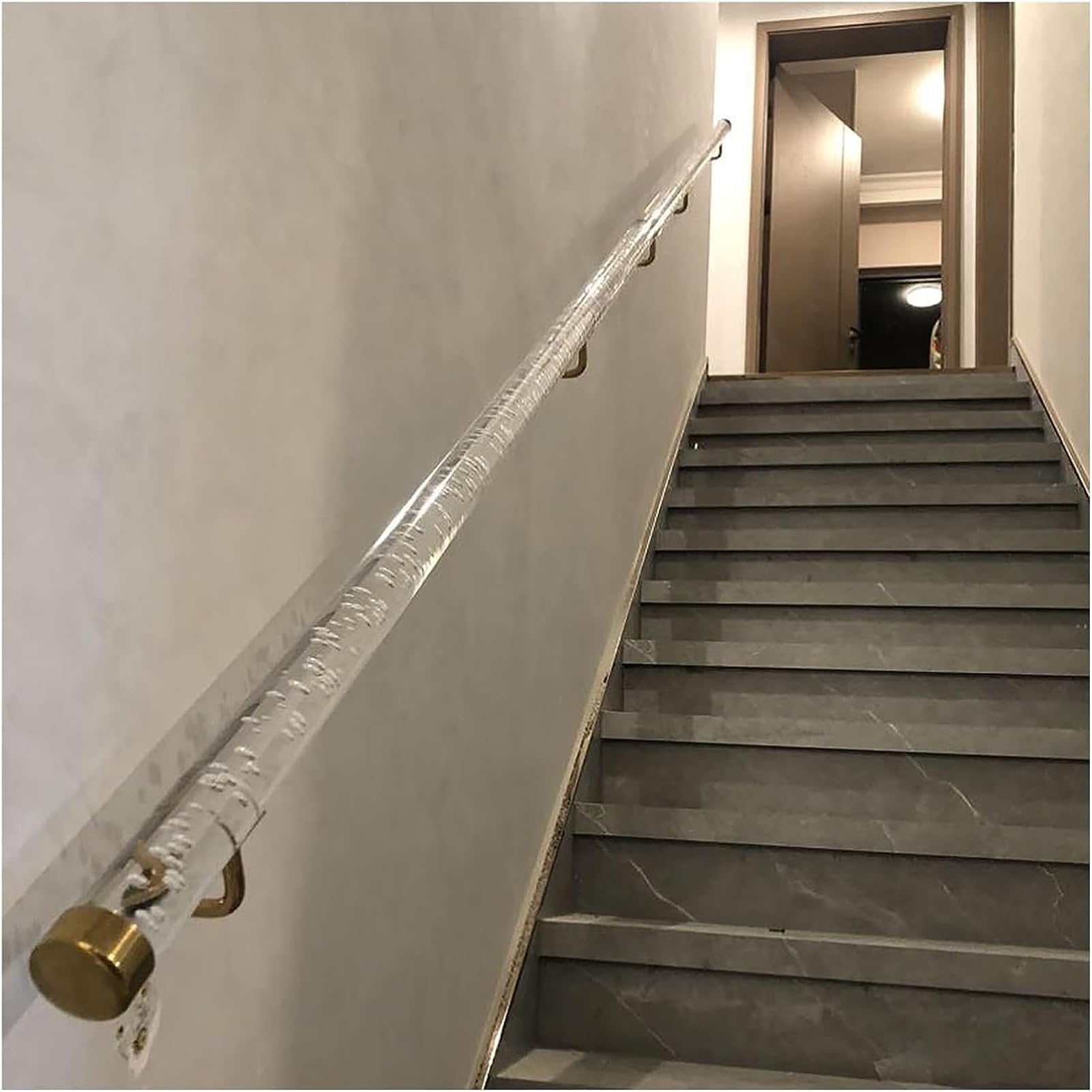 Main courante d'escalier antidérapante pour la sécurité des enfants