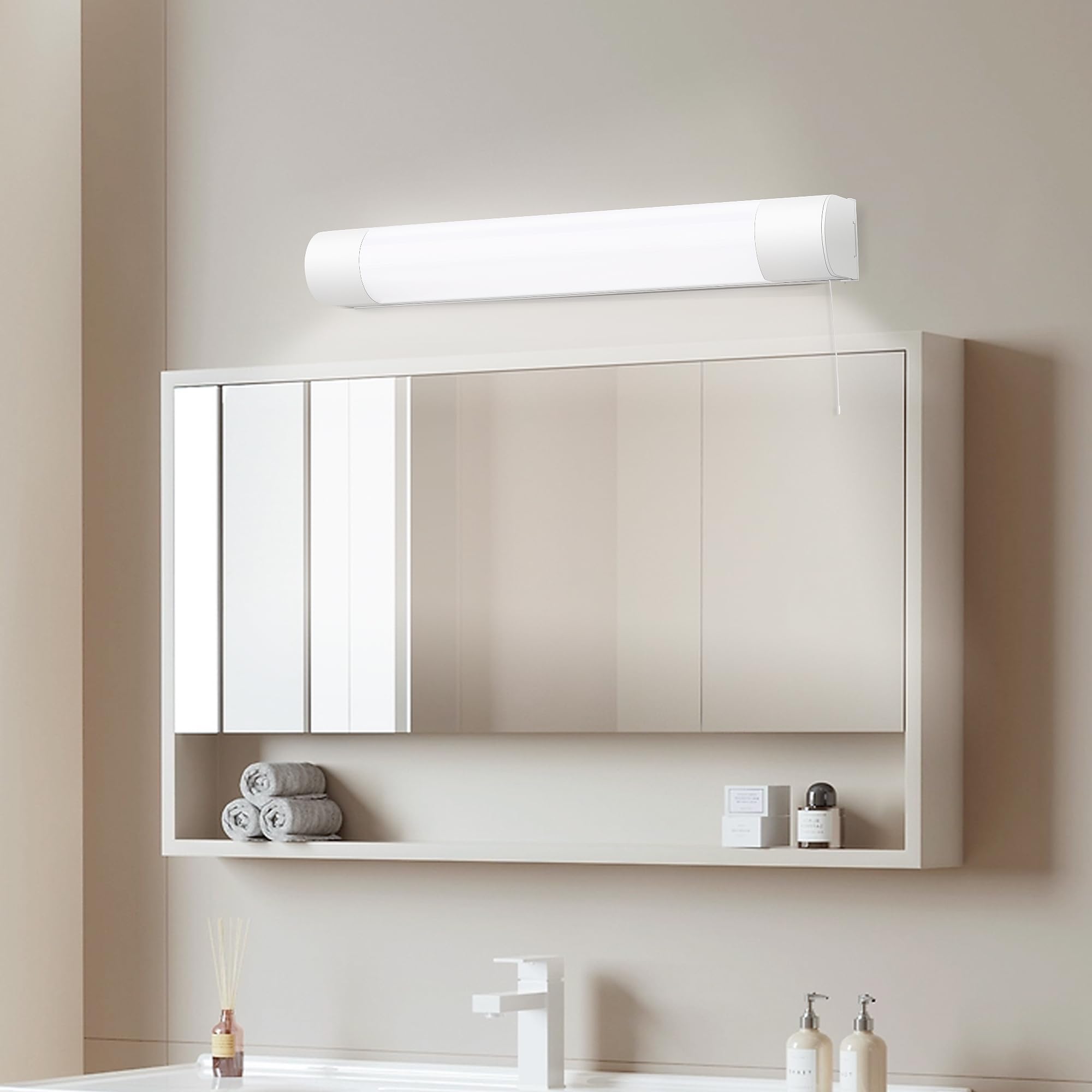 IMVSINCERE LED Wall Lights 6W Mirror Light with Shaver Socket,4000k Bathroom Mirror Lighting Pull Cord Switch,IP44 43CM 500LM Shaver Lights for Bathroom Hotel Toilet Shower Room