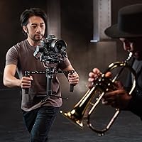 Vista 6 de DJI RS 2 - 3-Axis Gimbal Stabilizer for DSLR and Mirrorless Cameras, Nikon, Sony, Panasonic, Canon, Fuji, 10lbs Tested Payload, 1.4” Full