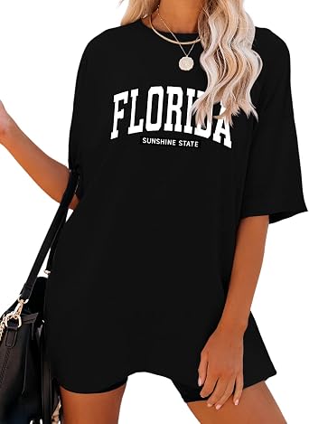Oversized Shirts for Women Graphic Tees Letter Print Summer Short Sleeve Y2k Tops Casual Funny Cute Teen Girl Tshirts
