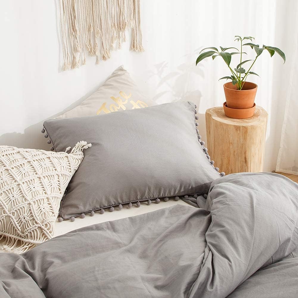 light gray pillow cases