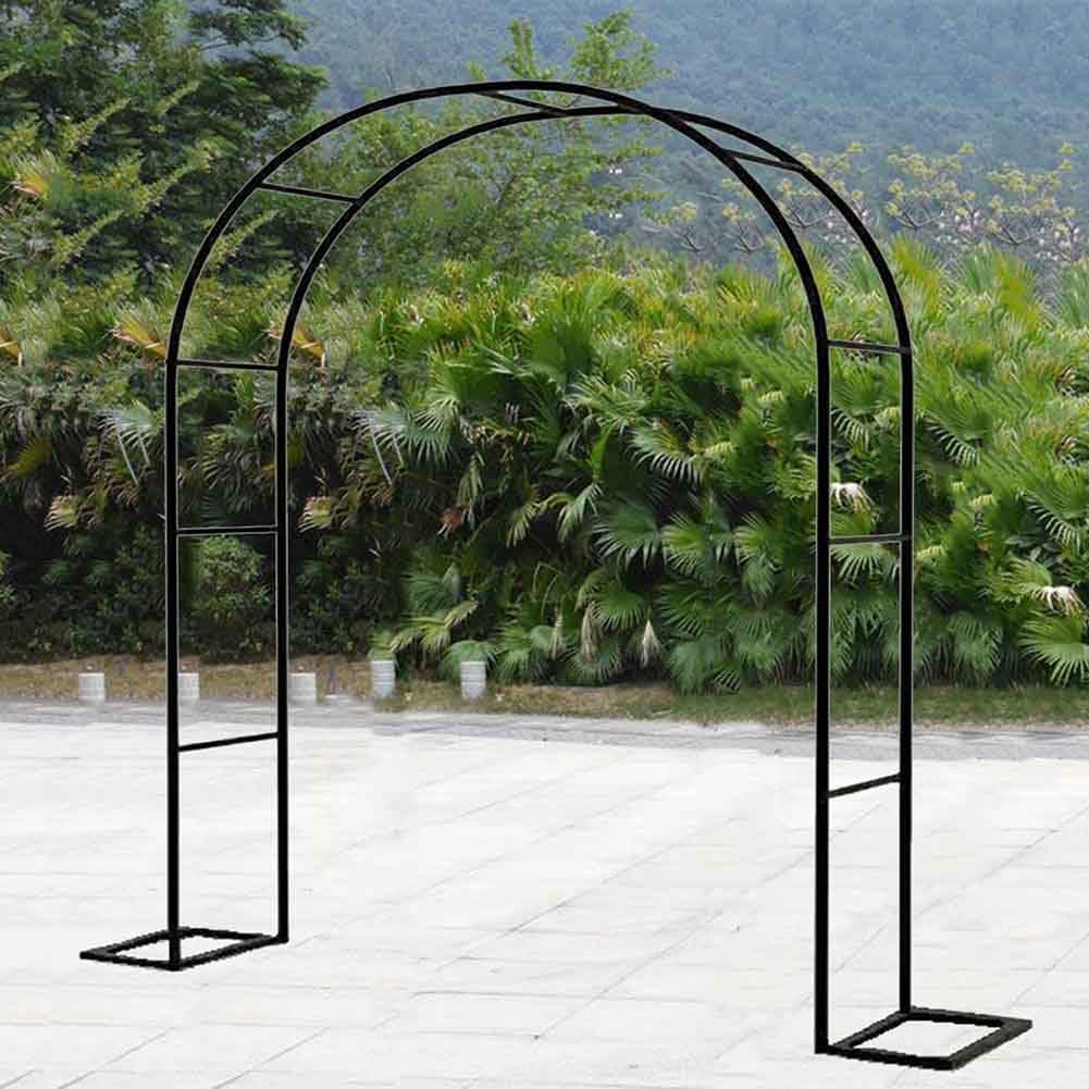 Arche métal pour plante grimpante fini les tiges cassées au jardin
