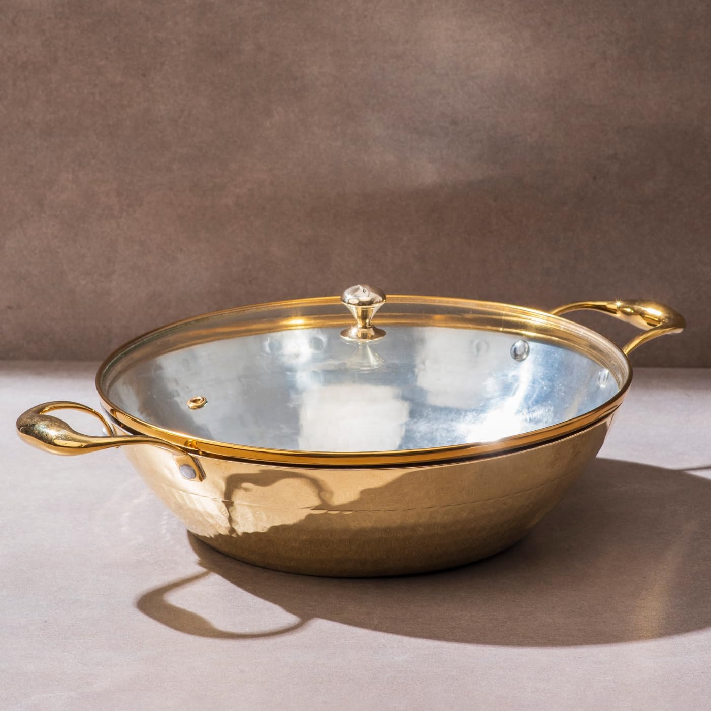 P-TAL Brass Wok With a Lid, Kadhai, Nonstick Wok Pan with a Tin Coating, Non-Toxic Cookware with Ayurvedic Health Benefits, PFOA and PFAS Free (Glass Lid Flat Base)