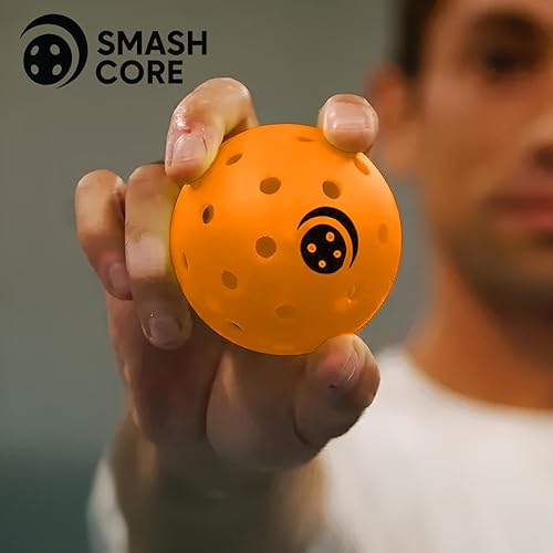 Miniatura 4 de SmashCore - Pelotas de pickleball para exteriores, paquete de 3, diseño estándar de 40 agujeros USAPA, bolas de neón duraderas y de alta visibilidad