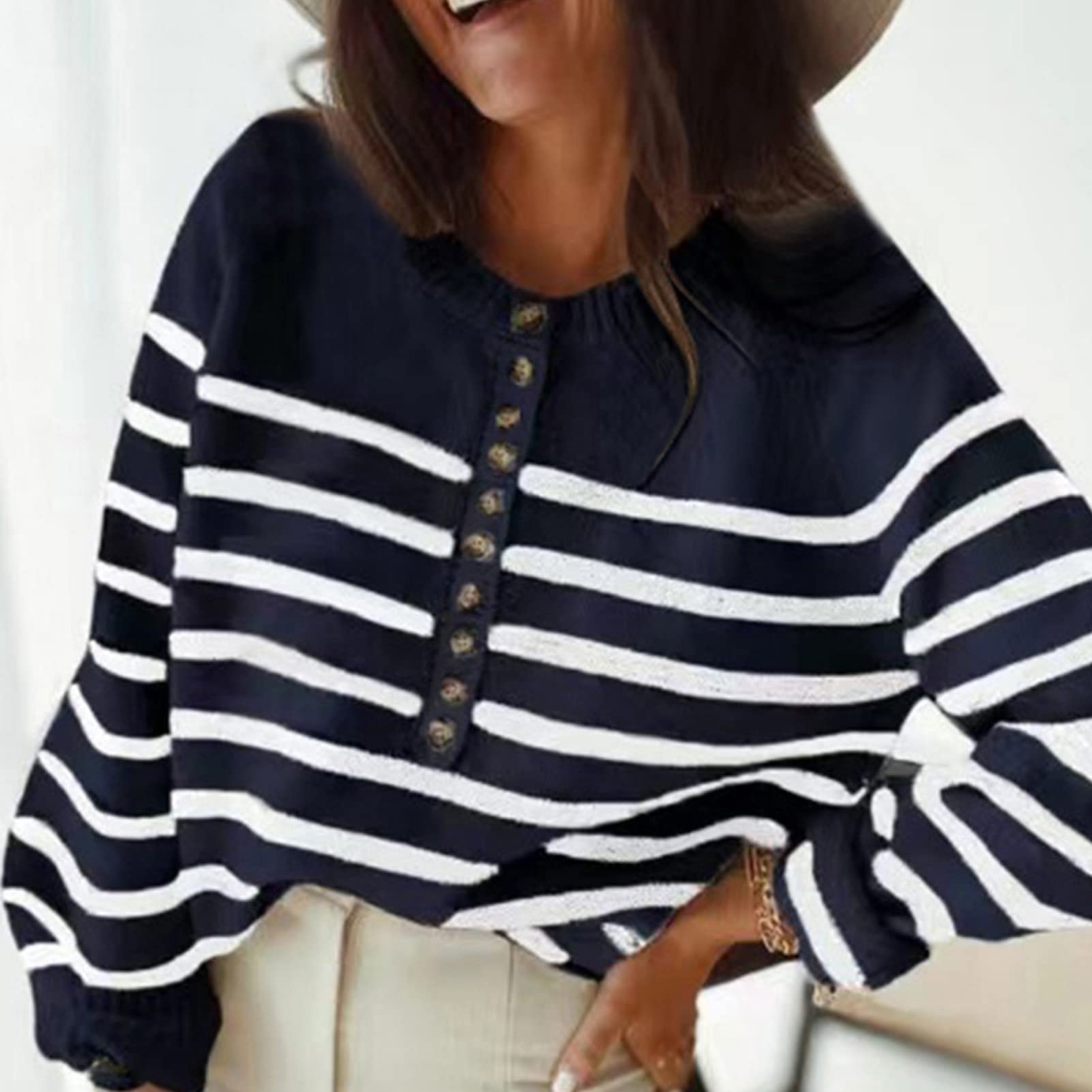 Maglione da donna a righe, girocollo, a maniche lunghe, con bottoni, alla moda, casual, per autunno e inverno