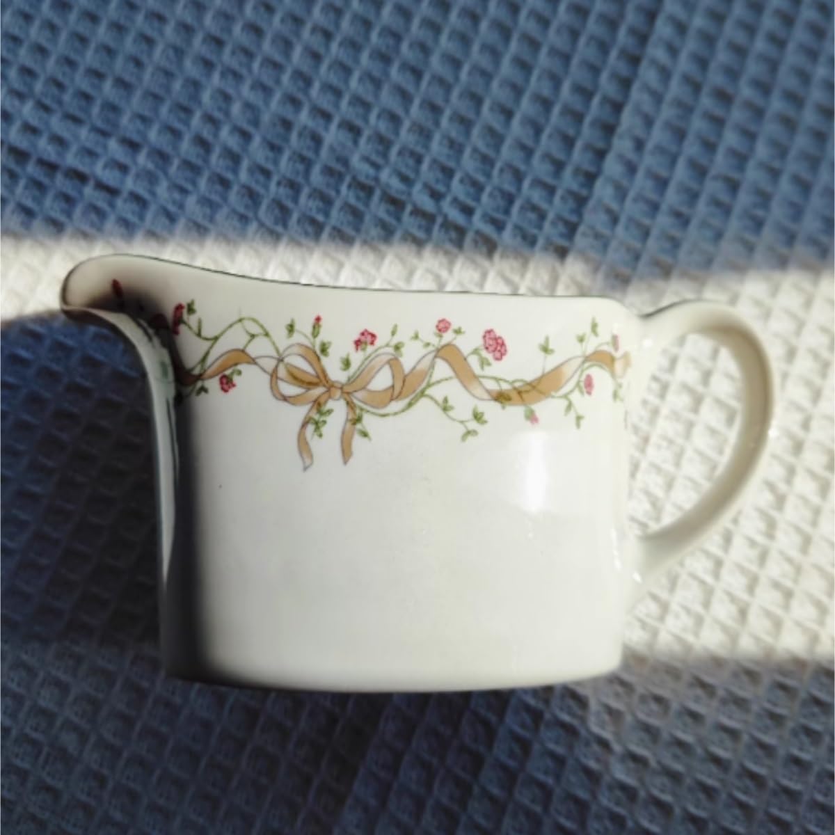 Gravy Boat Salad Servers, British Medieval Style Ceramic Milk Jug Fairness Cup Juice Bucket Gravy Boat Gravy Dispenser