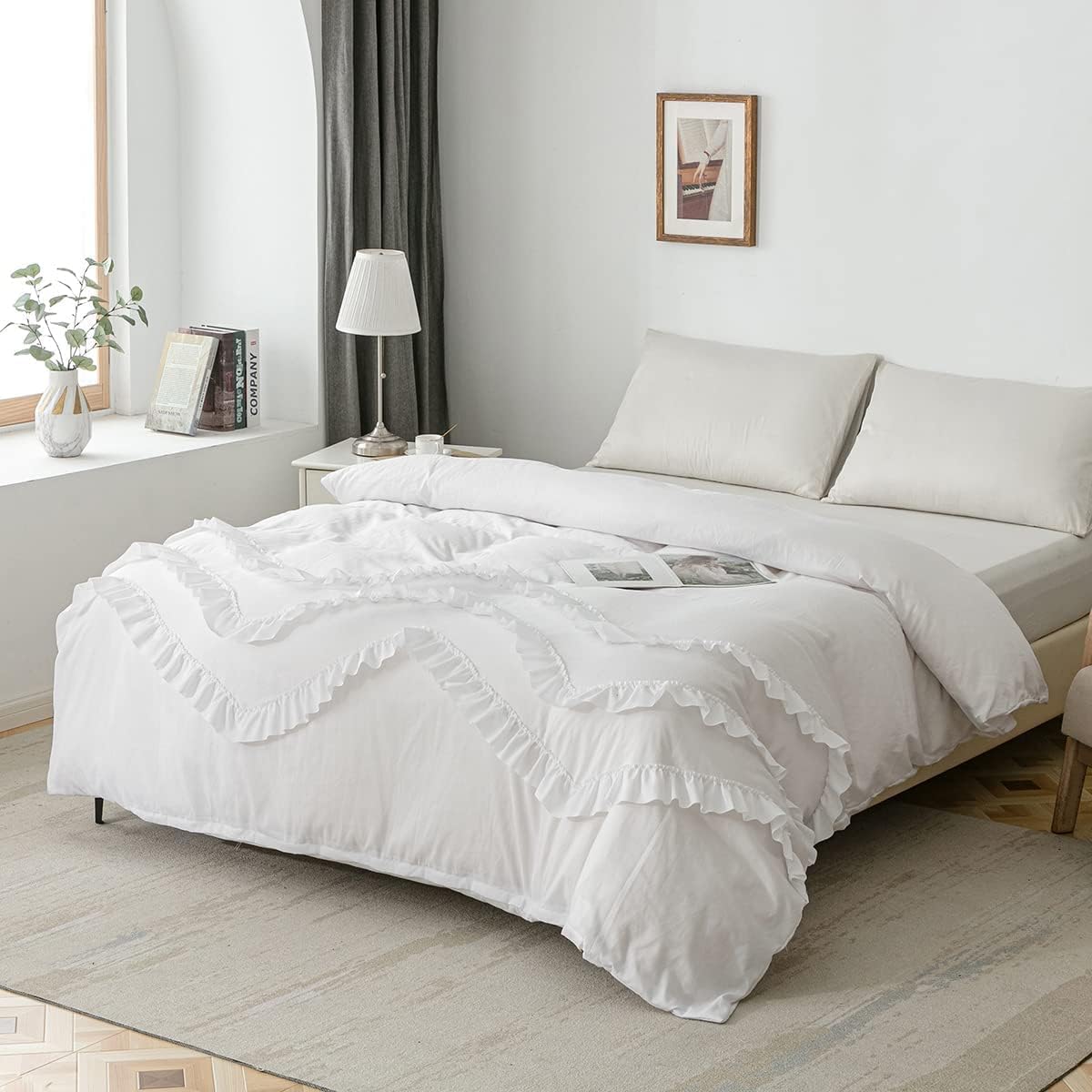 SOUKECHY Ruffle Bedding,White Ruffled Queen Duvet Cover, Chic Bedding,Lightweight, Washed Microfiber Comforter Cover with Zipper Closure and Ties (Ruffled White, Queen)