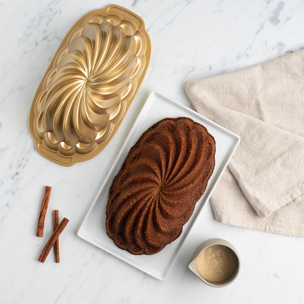 Nordic Ware + Pirouette Kastenform
