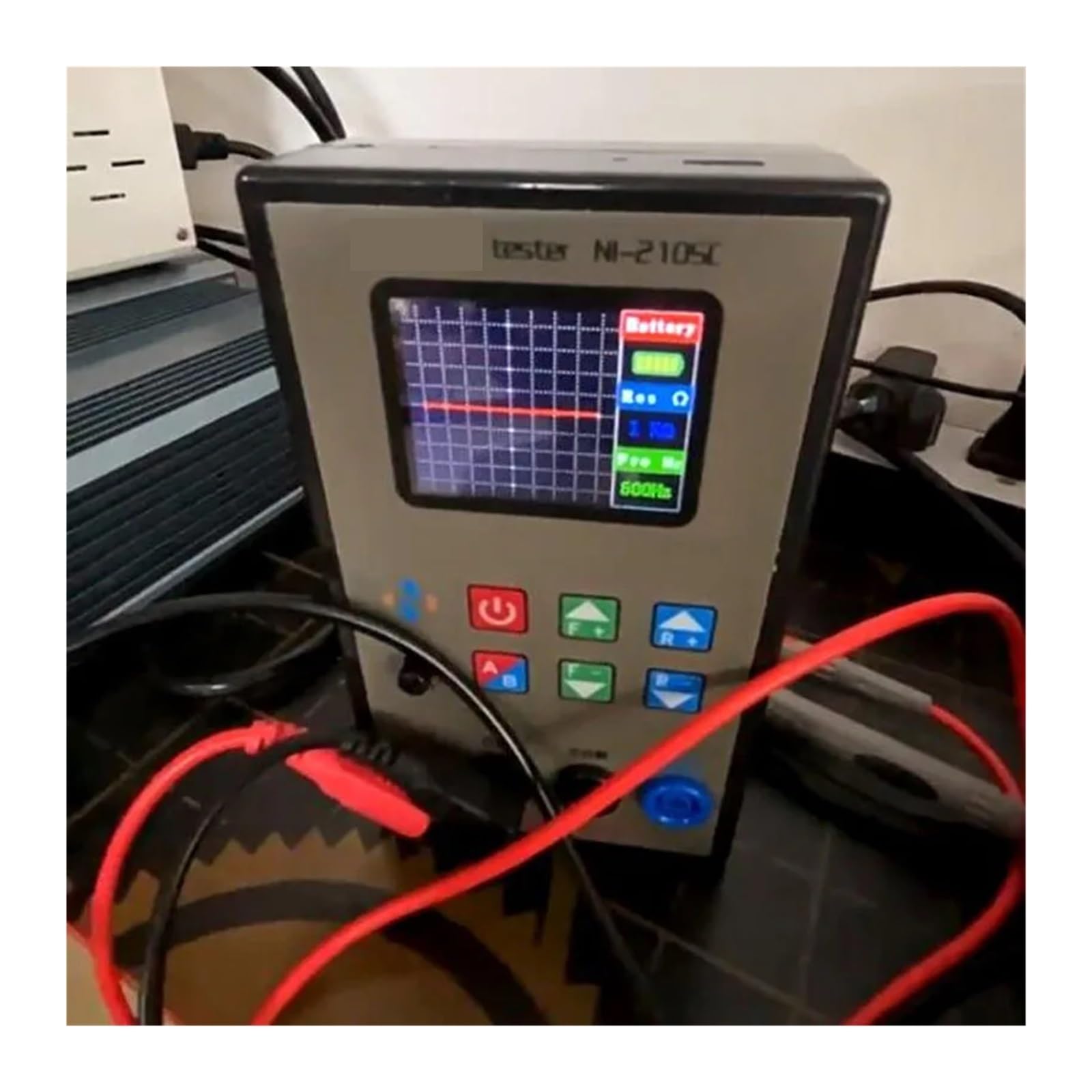 Probador de curva VI de canal dual portátil NI-210SC con 18 niveles de frecuencia ajustables y pantalla TFT de 2,0 pulgadas