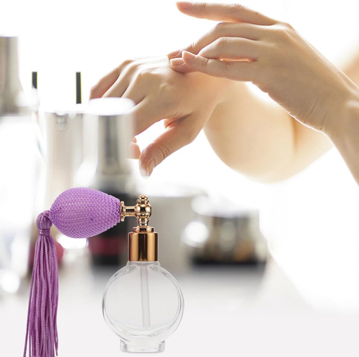 SUPVOX Perfume Touch Glass Bottles with 2pcs Unique Refillable Spray Tassel Design, Efficient Spraying for Body Powder and Perfume, for Travel and Daily