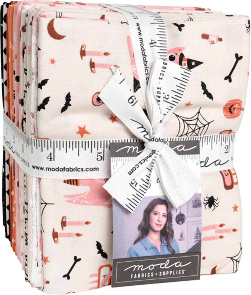 Moda Fabrics Assorted Elena Amo Purrs And Boos 27 Fat Quarters 39060Ab