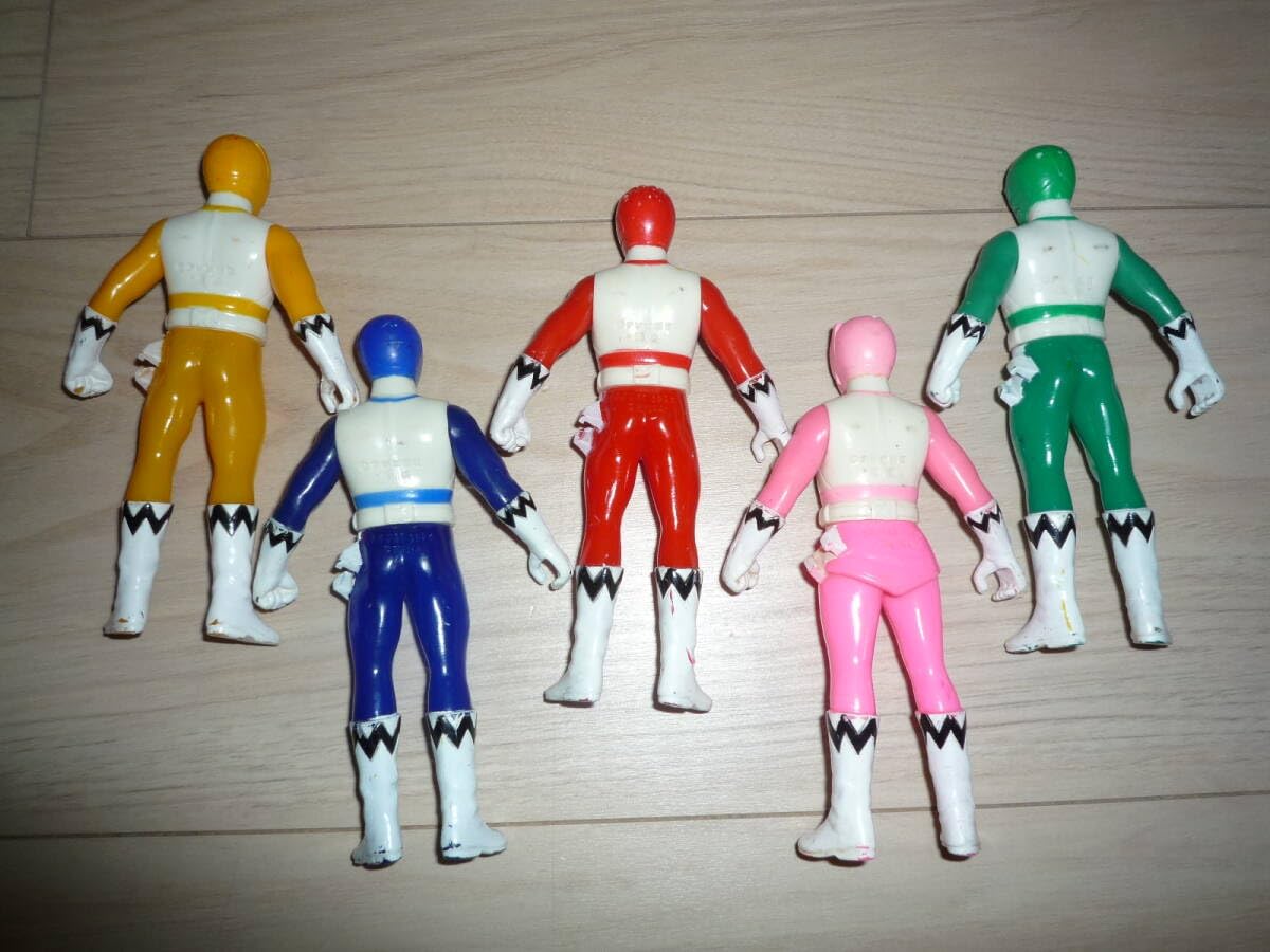 Amazon.co.jp: ソフビ人形 星獣戦隊ギンガマン 5体セット：ギンガ 