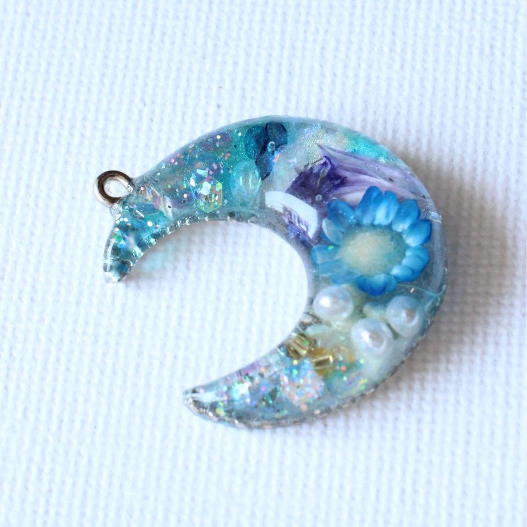 レジンアクセサリー　No.87 Amazon.co.jp: No.24125 青紫系 三日月レジンネックレス レジン