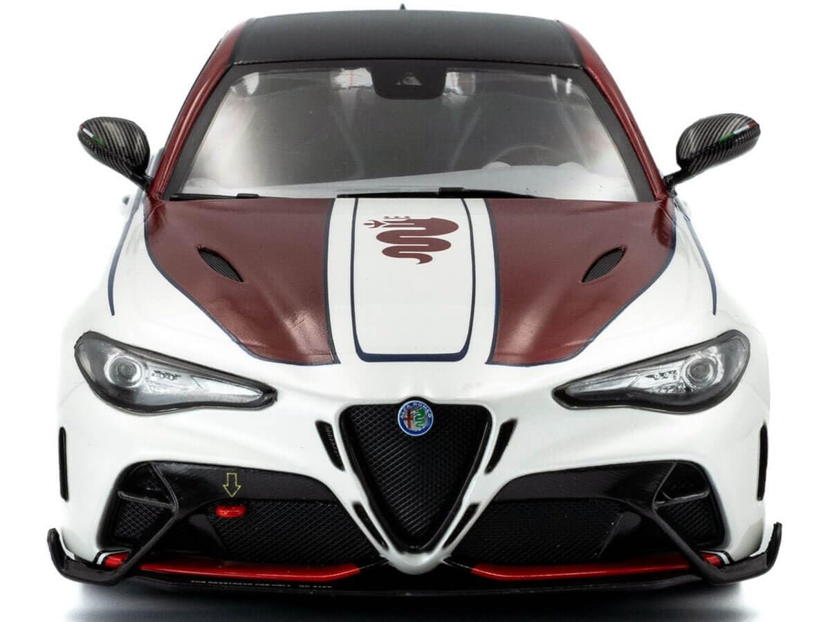Solido 1:18 Alfa Romeo Giulia GTA-M weiß