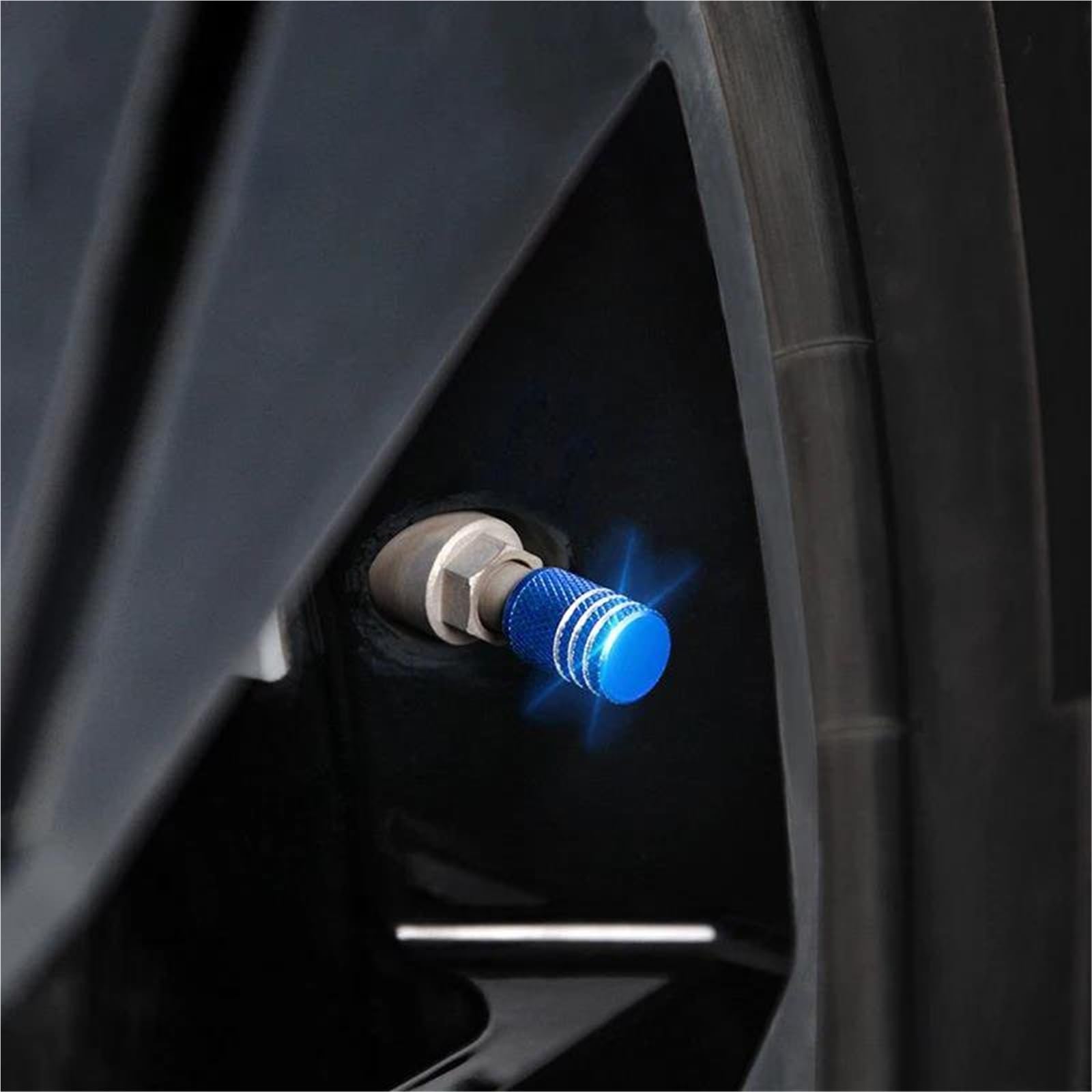 Pièces Bouchon Valve Bouchon Valve Pneu Moto Universel Anti Poussière pour Harley pour Softail pour Fat Boy 114 FLFB FLFBS pour Street Bob 2018-2023(Black3)