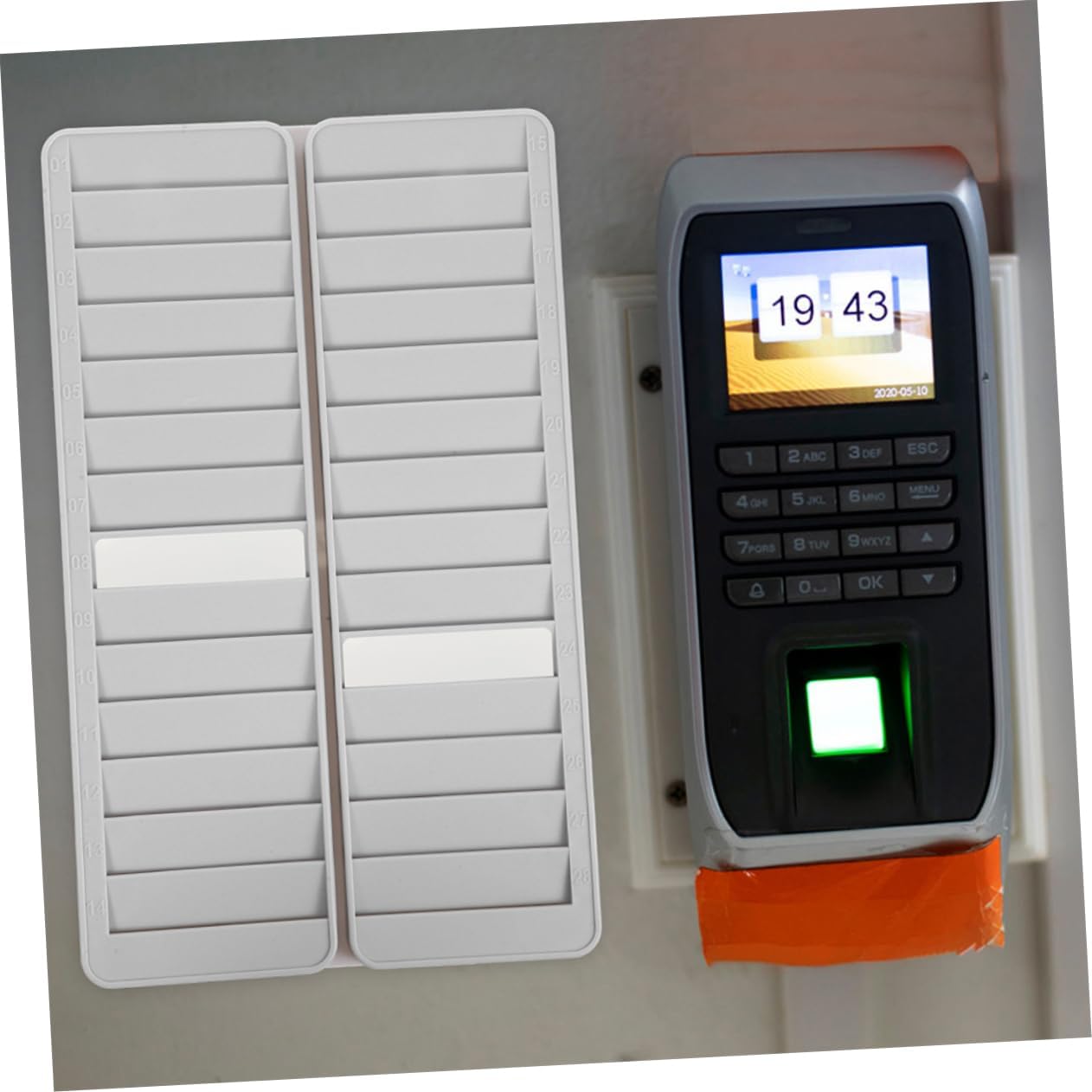 jojofuny 2pcs Multi Card Holder Rack for Office and Warehouse Wall-mountable Attendance Card Organizer Stickers for Home School and Kitchen Use