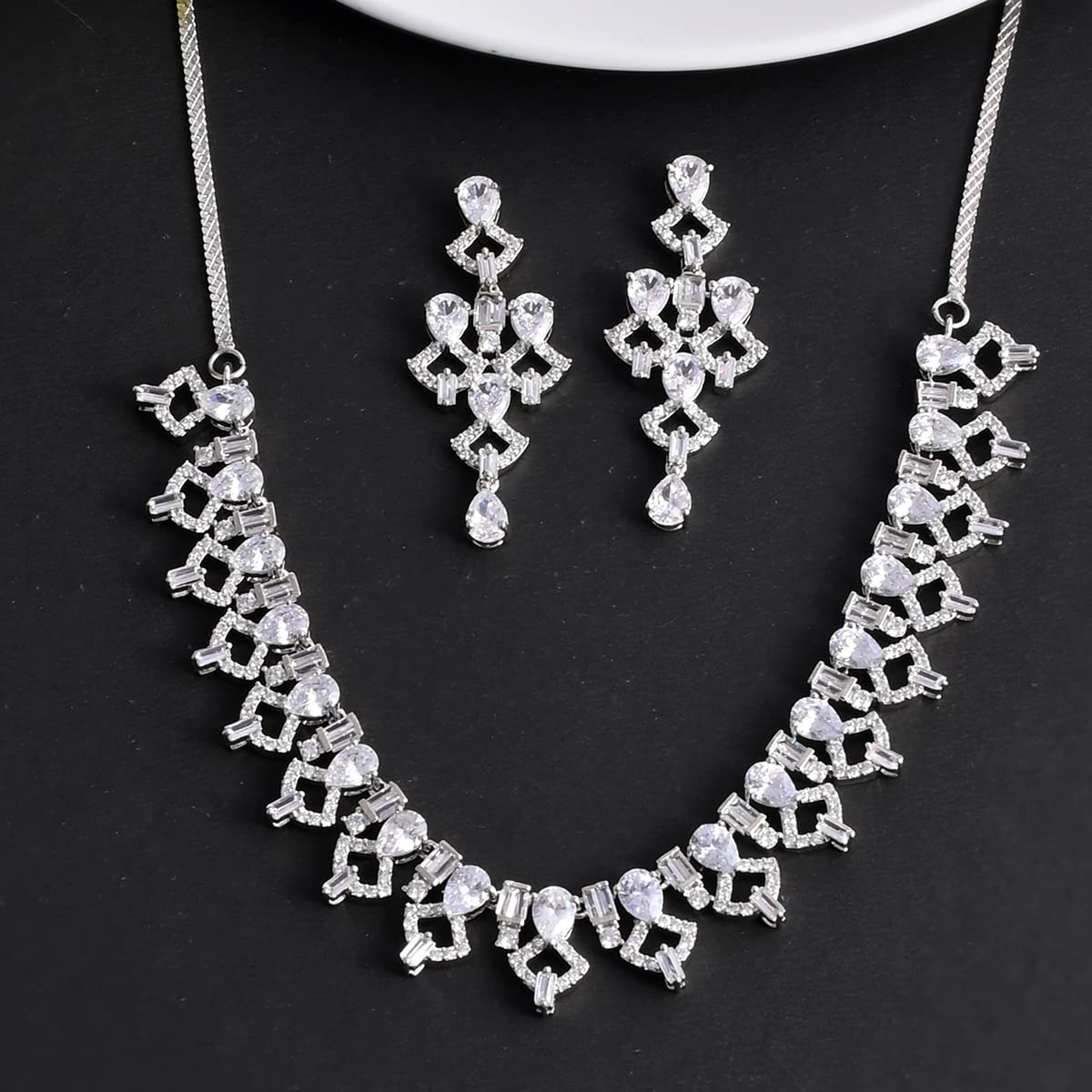 Voylla Cluster Setting Zircons Plated Jewellery Set