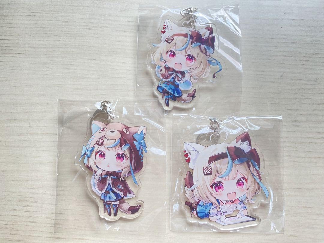 Amazon.co.jp: 甘狼このみ 10万人記念 アクリルキーホルダー&缶バッジ