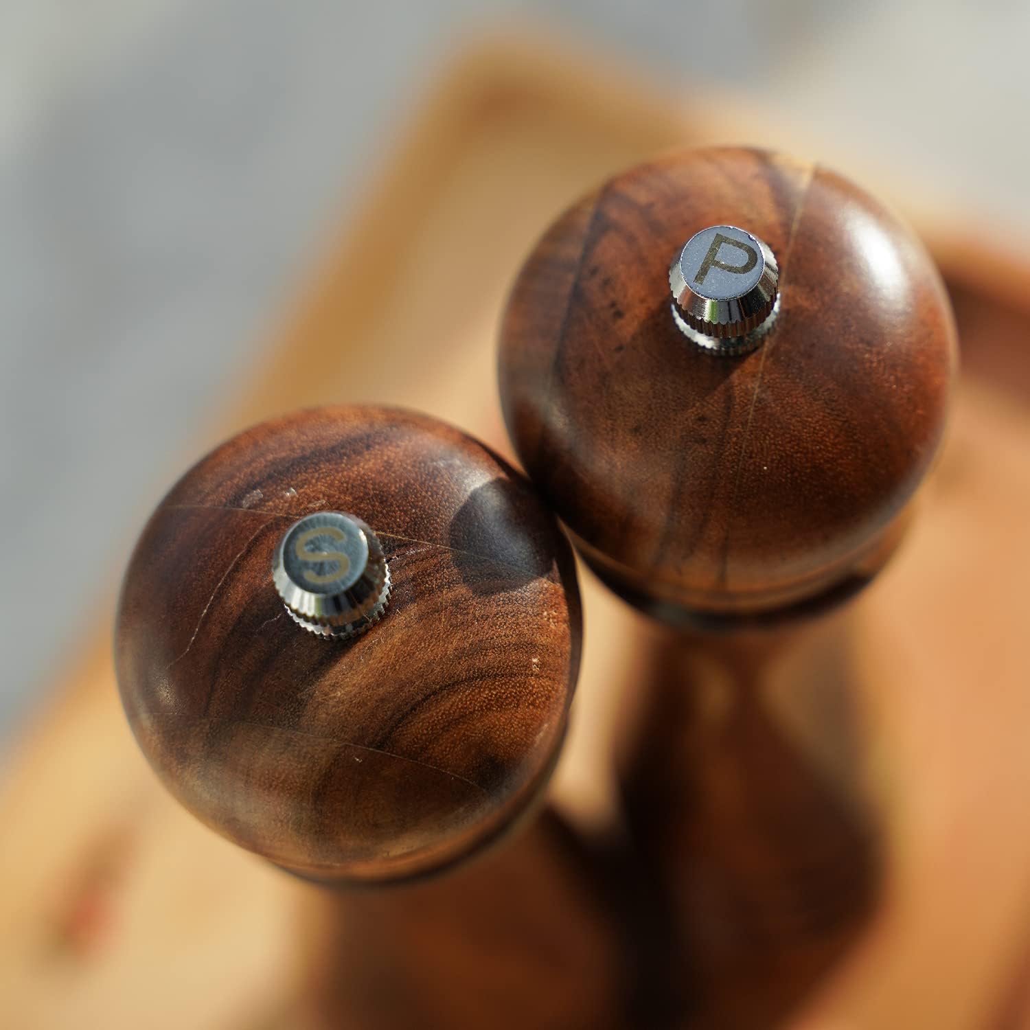 Salt and Pepper Mill Set, Set of 2 Salt and Pepper Grinder with Ceramic Grinder, Acacia Wood, Height 16.5 cm / 6 inch ((Tray is not Included)