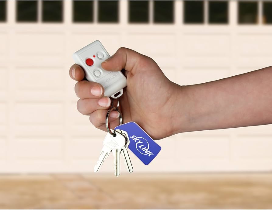 Skylink 4B-434W Security Keychain Hand Held Remote Control Skylink 4B-434W Security Keychain Hand Held Remote Control