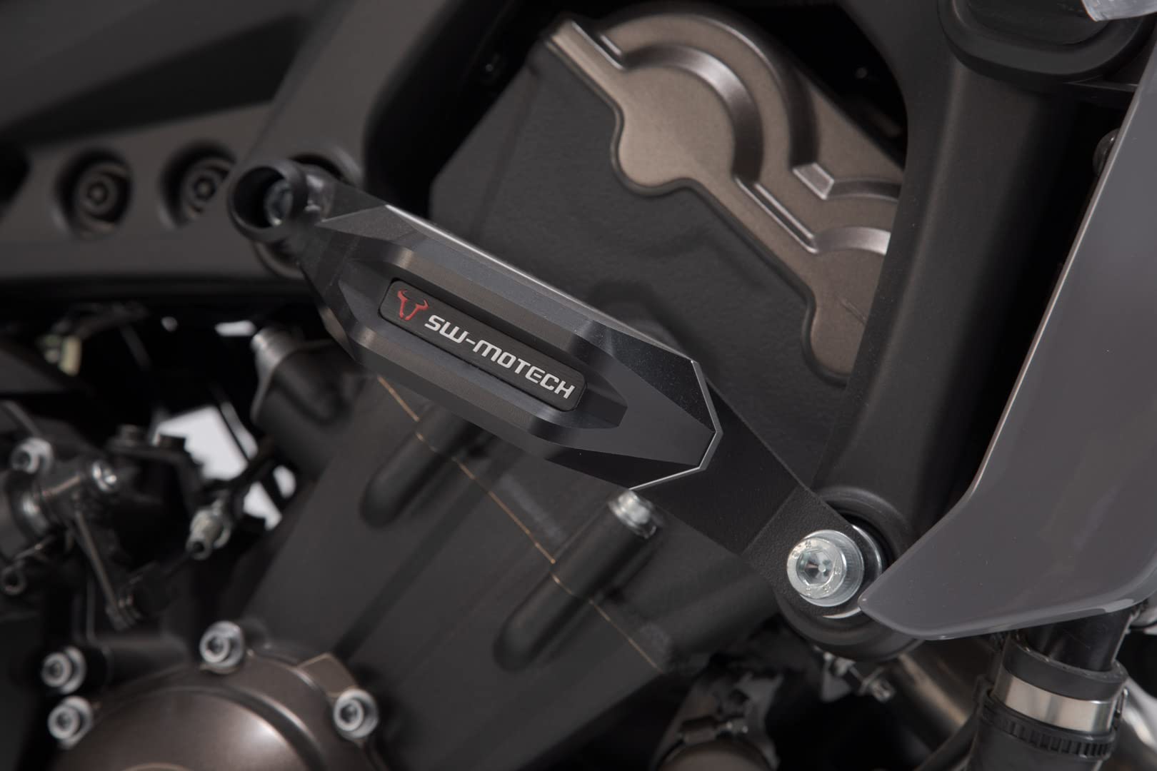 Image secondaire de Slider Set for Frame SW-MOTECH Black. Yamaha MT-09/Tracer, XSR900/Abarth