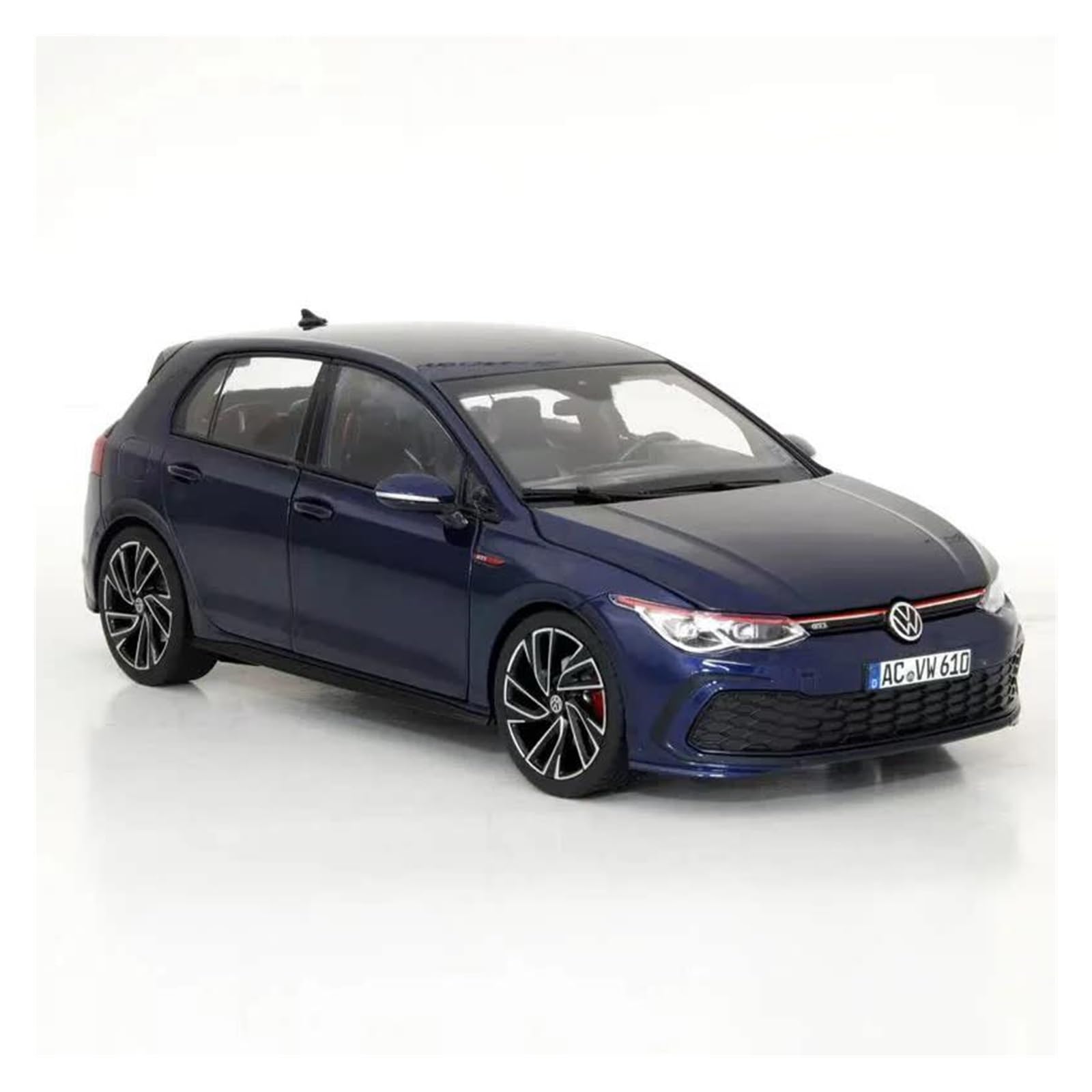 Auto In Miniatura 1 18 Per VW Golf GTI Modello Di Auto In Lega Pressofuso In Metallo Simulazione Ornamenti Classici Visualizzazione Statica