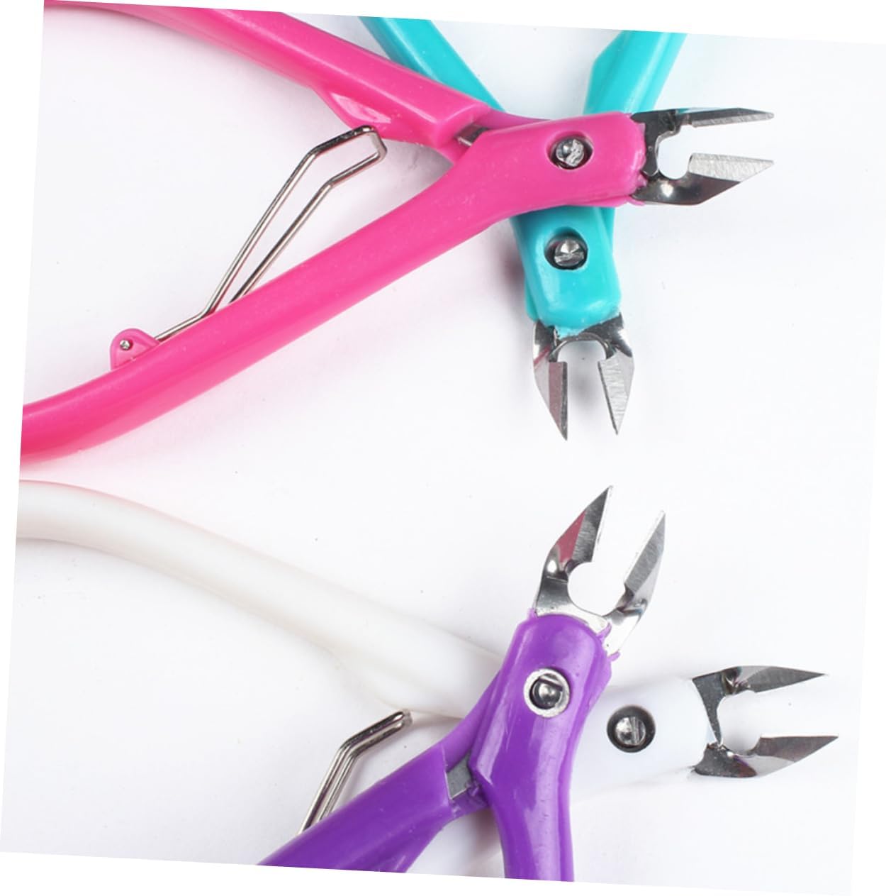 CALLARON 3pcs Cuticle Cutter with Comfortable Plastic Handle Professional Nail and Toenail Nipper for Dead Skin Removal for Manicure and Pedicure Random Colors Random Color