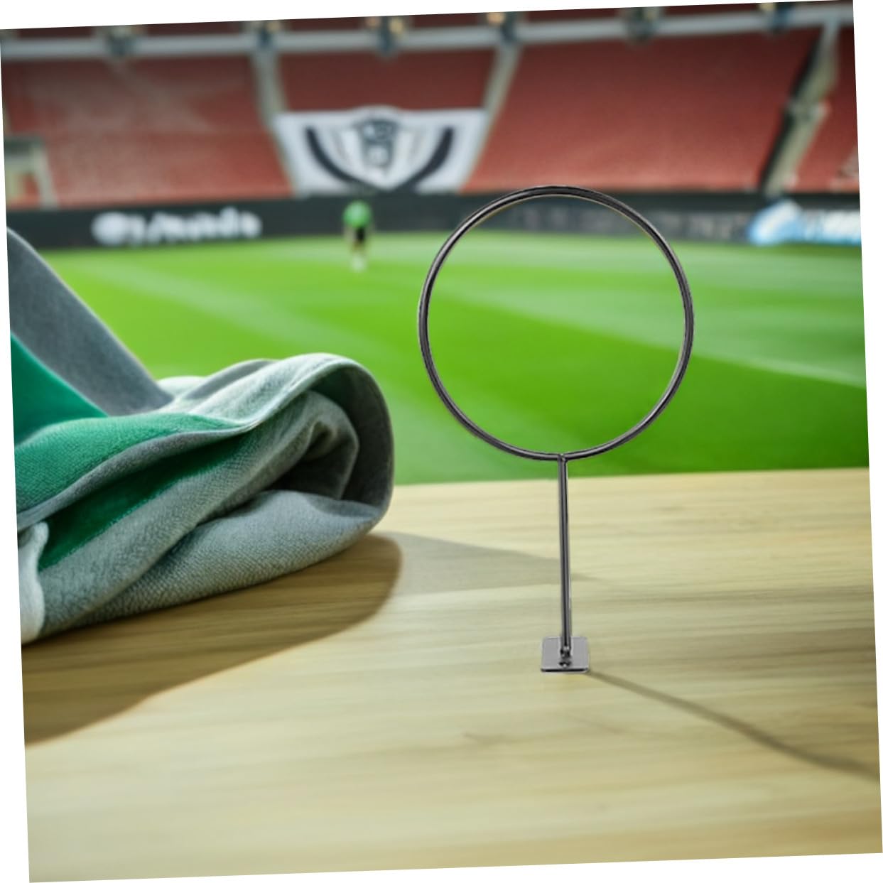 NOLITOY 6 Piezas Soporte de Pared Metálico Negro para Deportivas Organizador para Balones de Fútbol Baloncesto Voleibol y Rugby Ahorro de Espacio para y Gimnasio